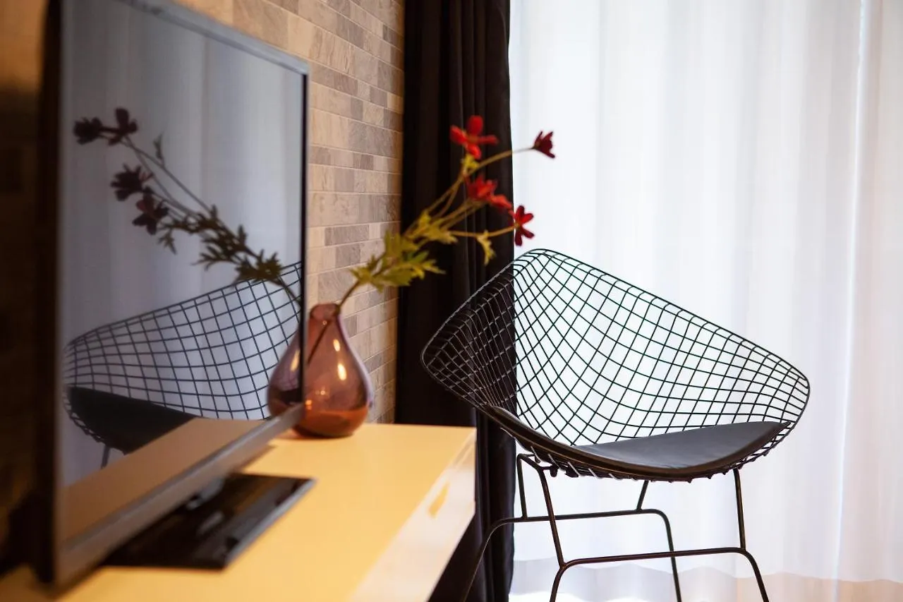 Tokyo Sunshine Tower Apartment