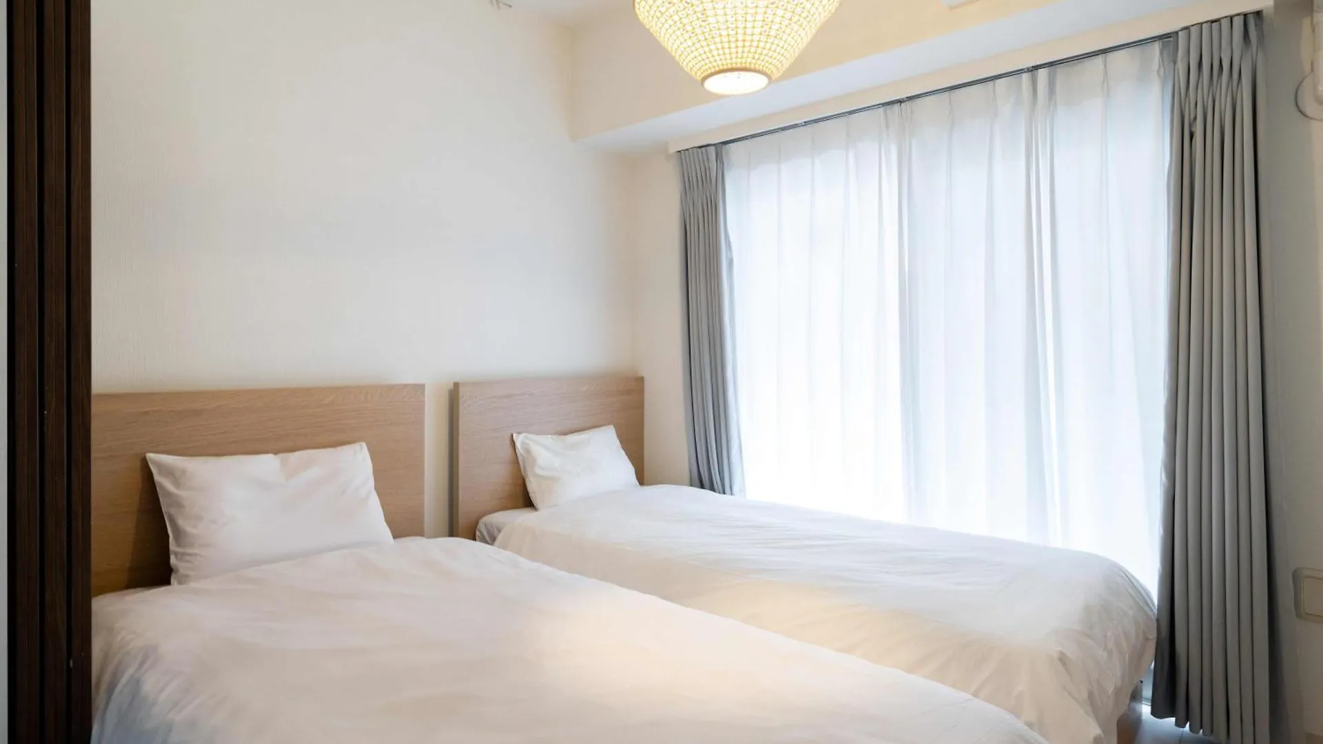 Tokyo Sunshine Tower Apartment